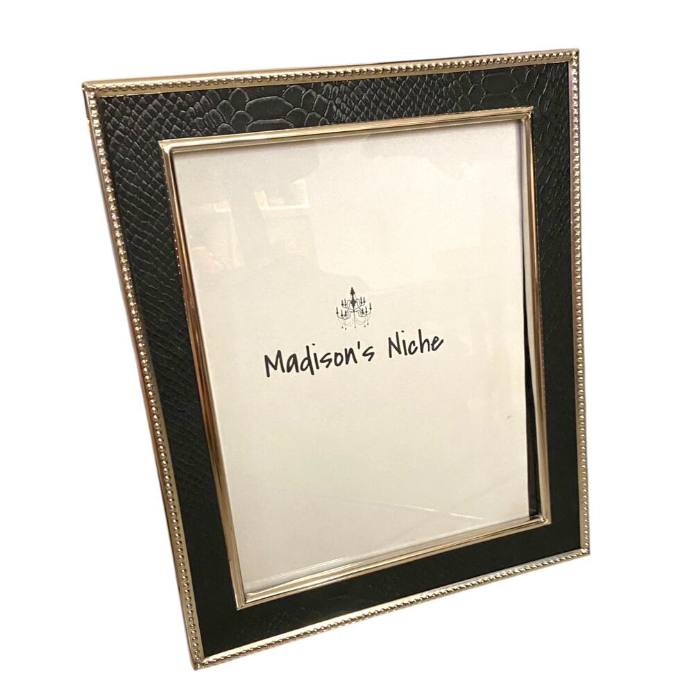 NWT Madison’s Niche Black Leather Picture Frame w/ Chrome Trim (10" x 12") Gift